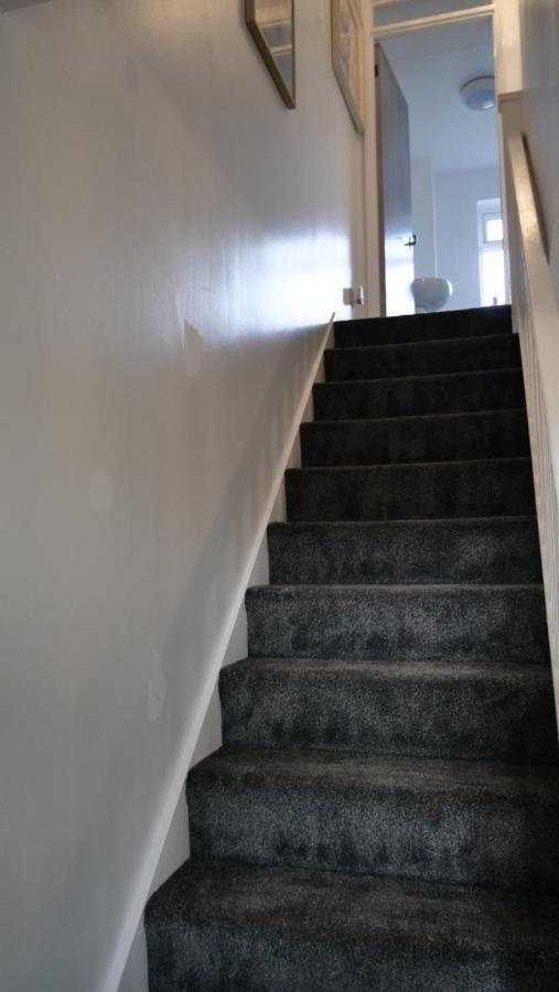 Milton Keynes Luxury Short Stay House With Wifi And Free Parking Wolverton  エクステリア 写真